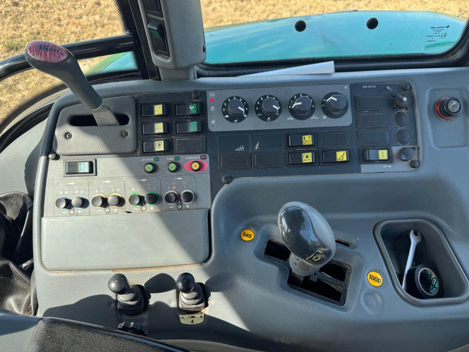 Valtra T120 Hitech - Image 13