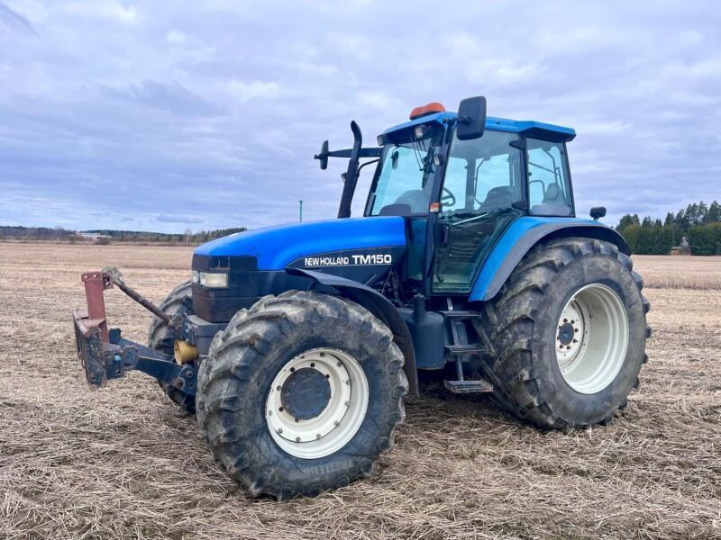 New Holland TM150PC