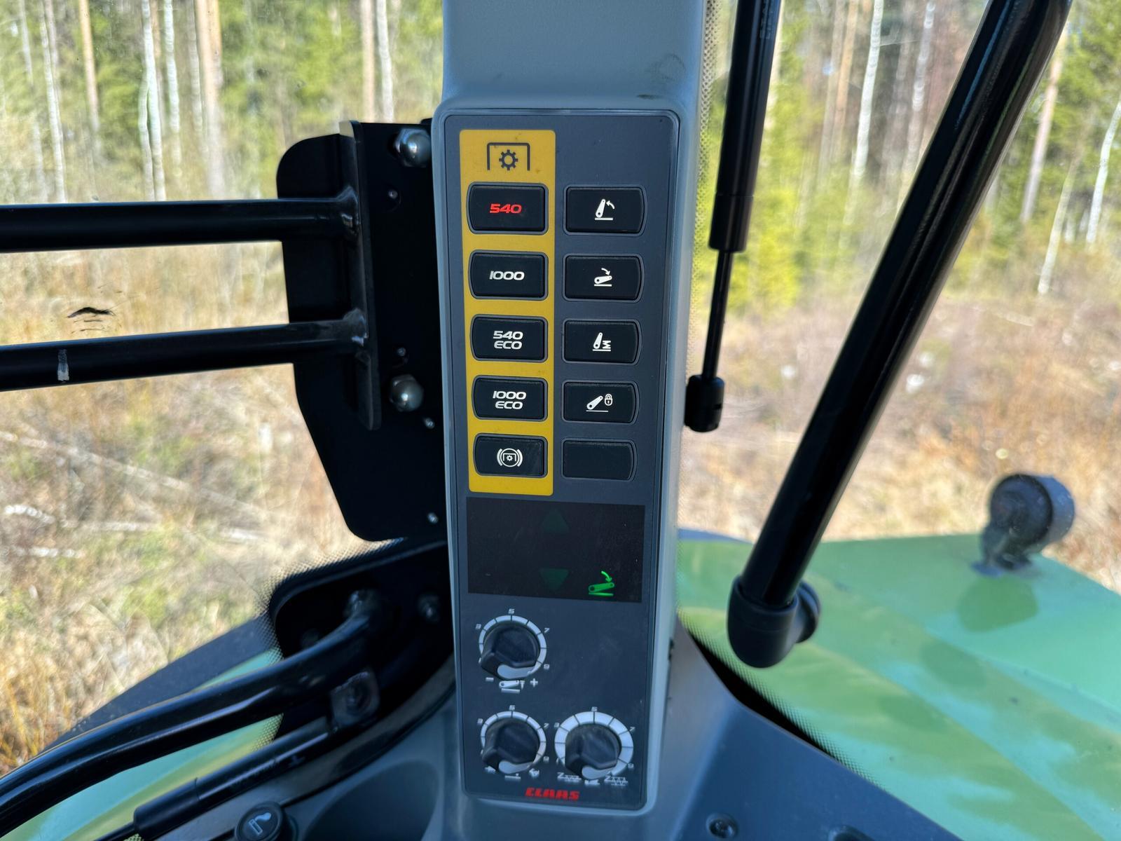 Claas ARION 610 CIS Hexashift - Image 15