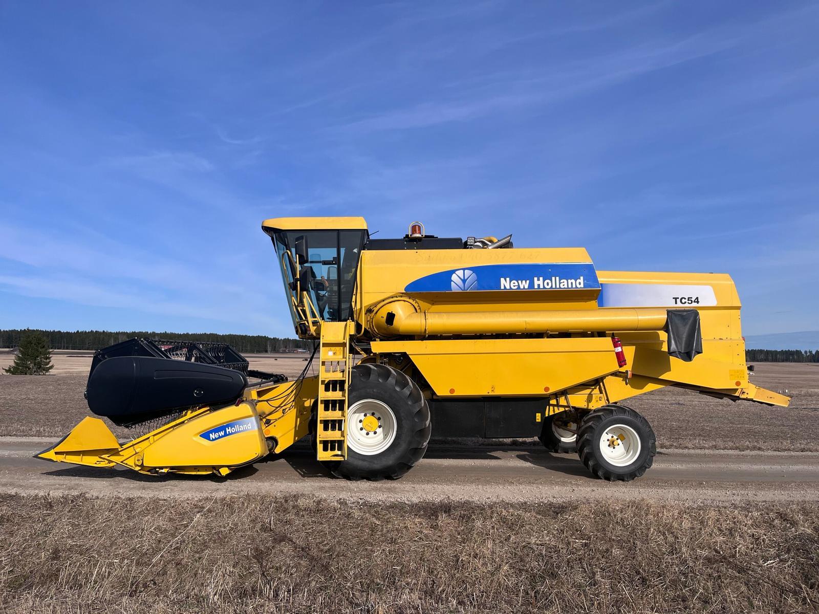 New Holland TC54 - Image 2