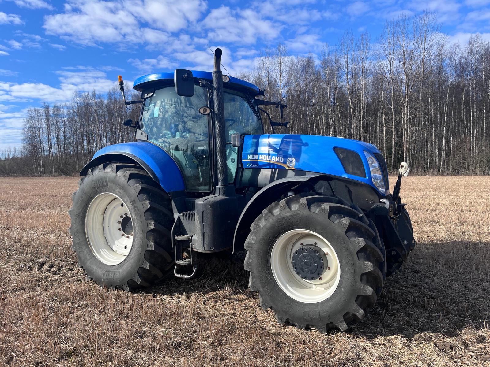New Holland T7.250PC - Image 4