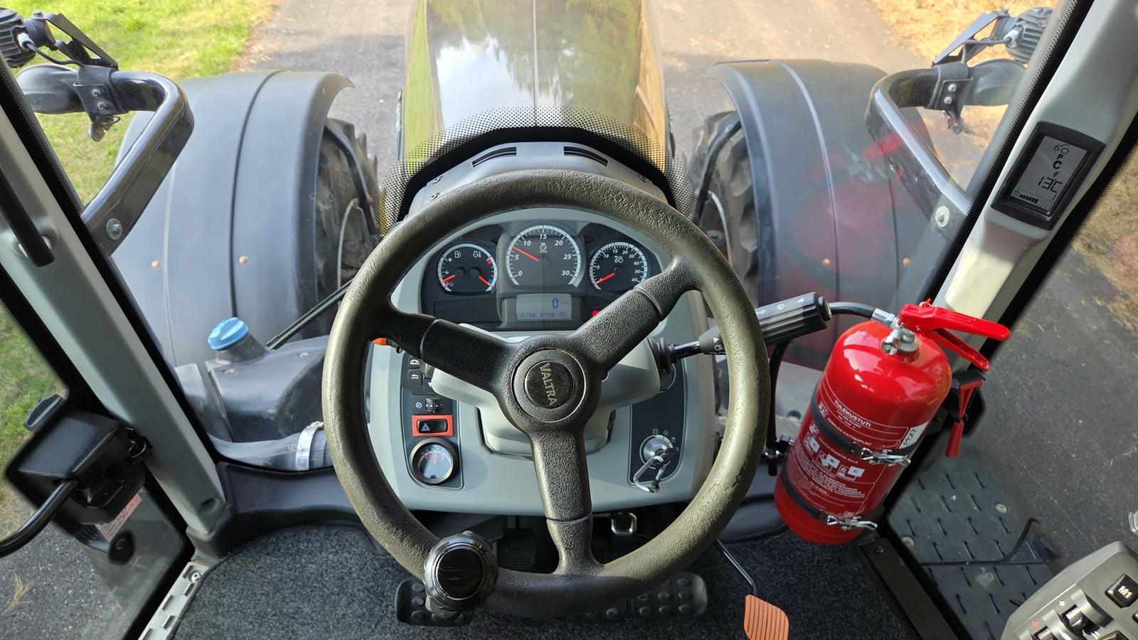 Valtra T254 Versu SmartTouch - Image 11