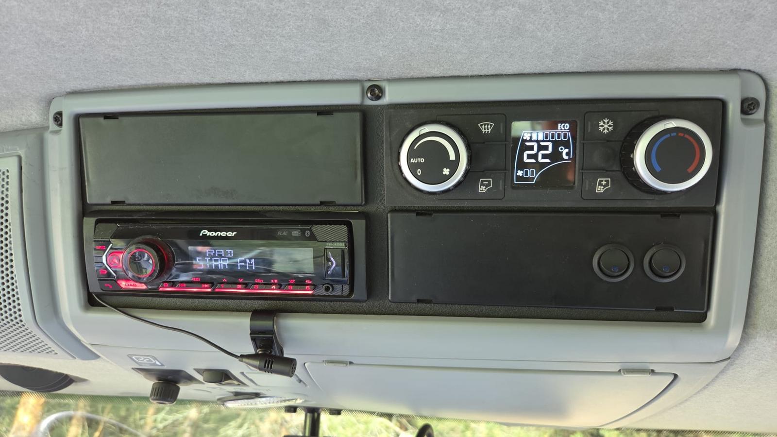 Valtra T254 Versu SmartTouch - Image 18