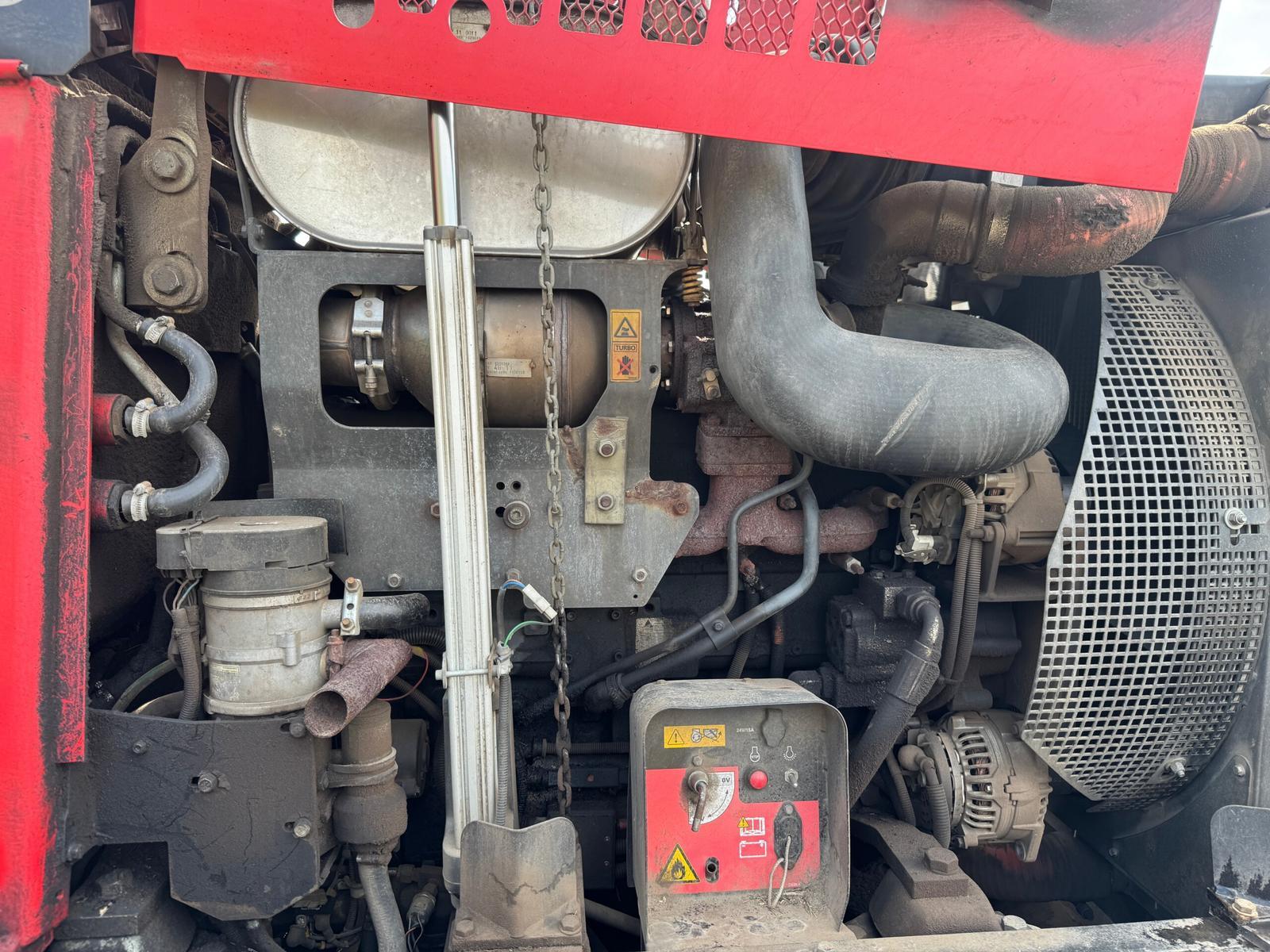 Komatsu 911.5 - Image 24