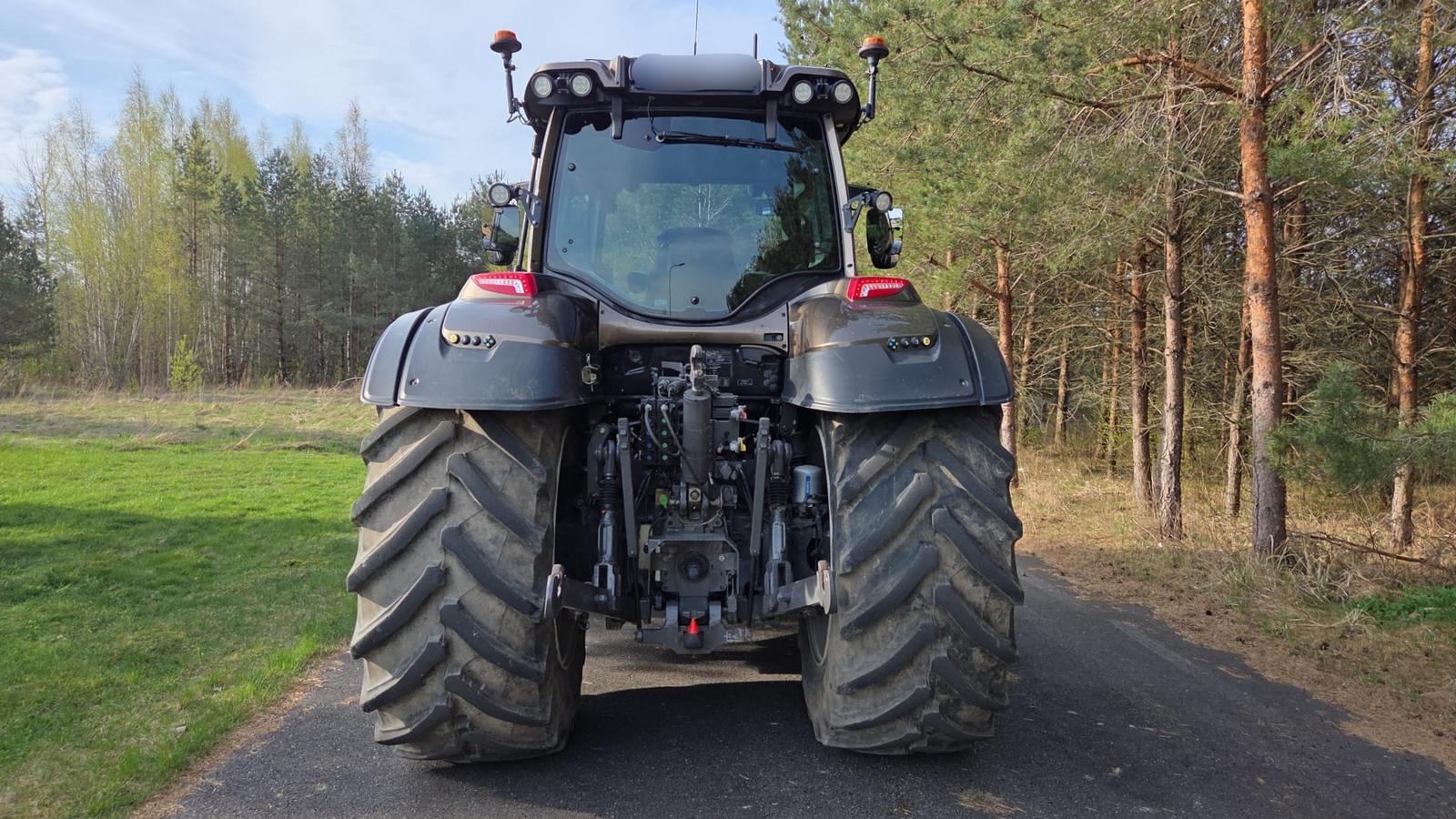 Valtra T254 Versu SmartTouch - Image 7