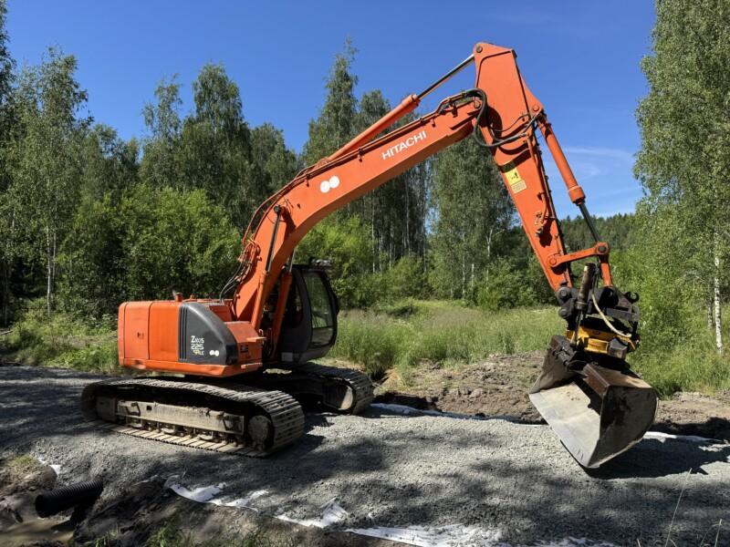 Hitachi Zaxis 225 USR LC