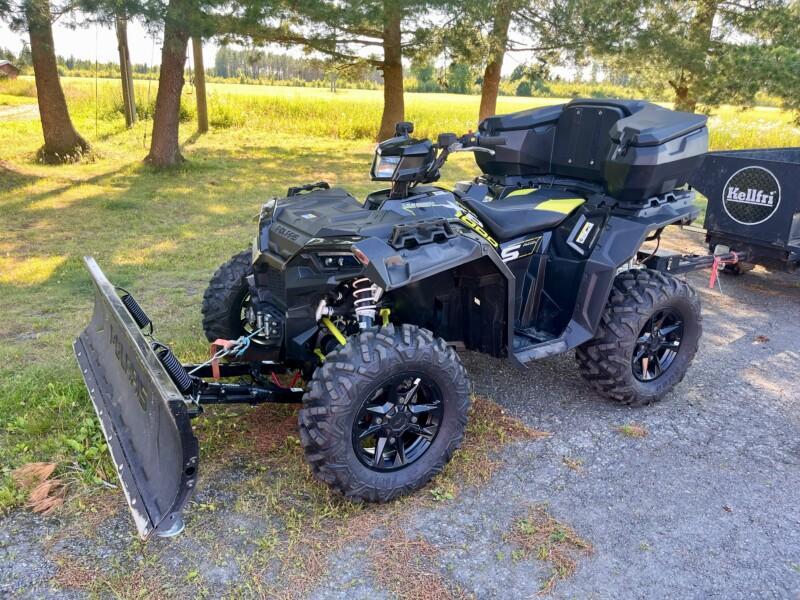 Polaris Sportsman 1000XP S