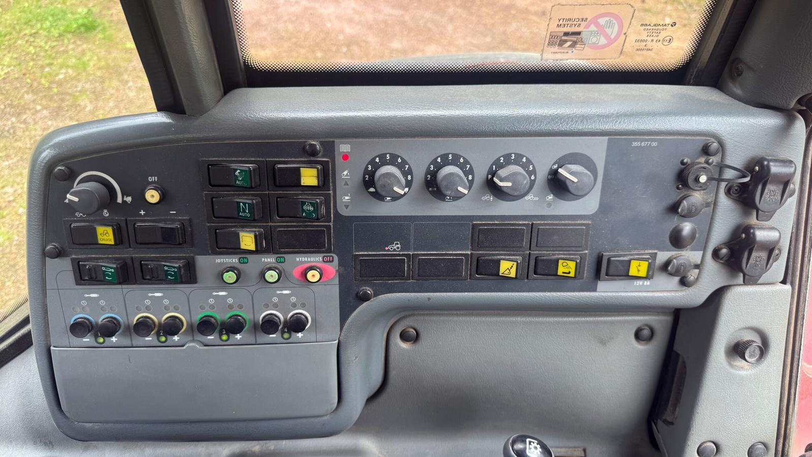Valtra C130 - Image 15