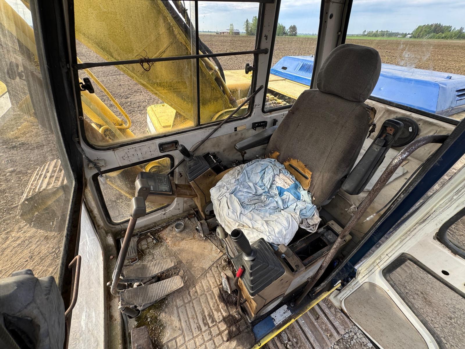 Kobelco SK220 LC Mark3 - Image 16