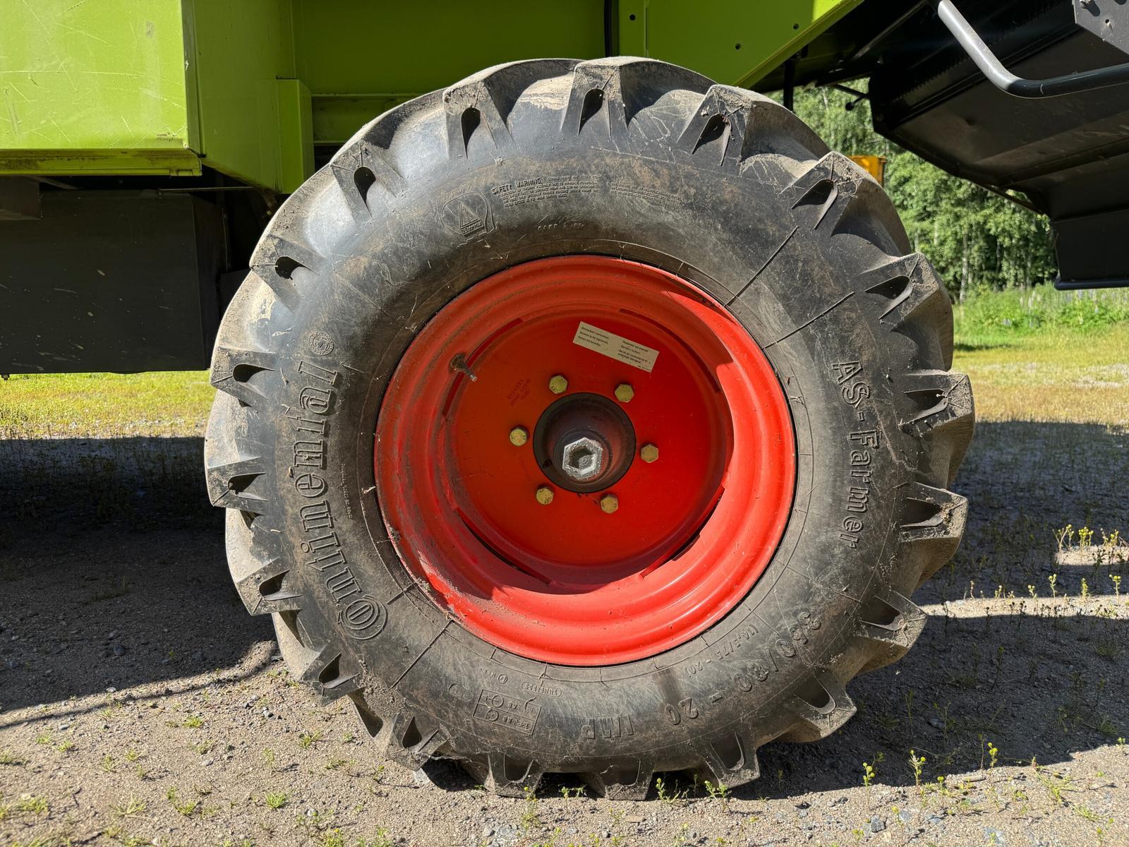 Claas Dominator 140 HydroDrive - Image 26