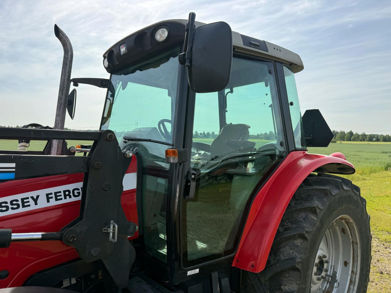 Massey Ferguson 5445 - Image 22