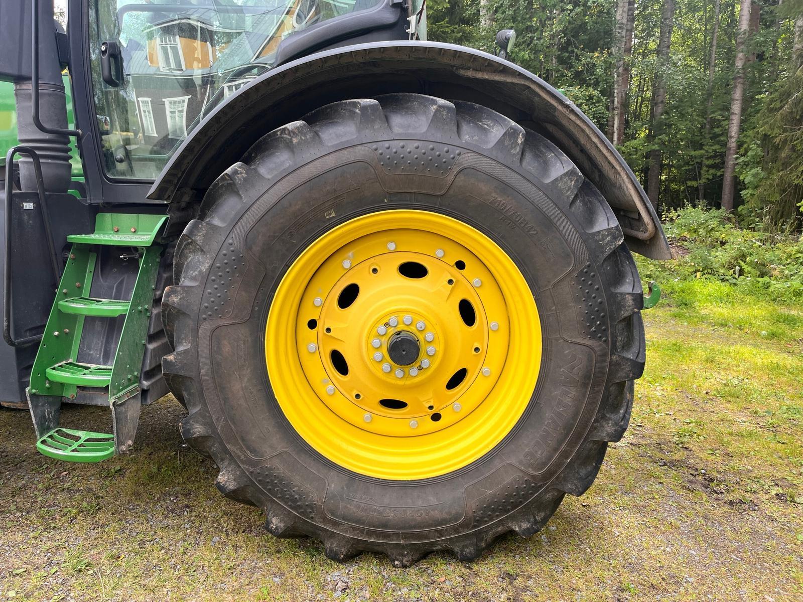 John Deere 7290R - Image 24