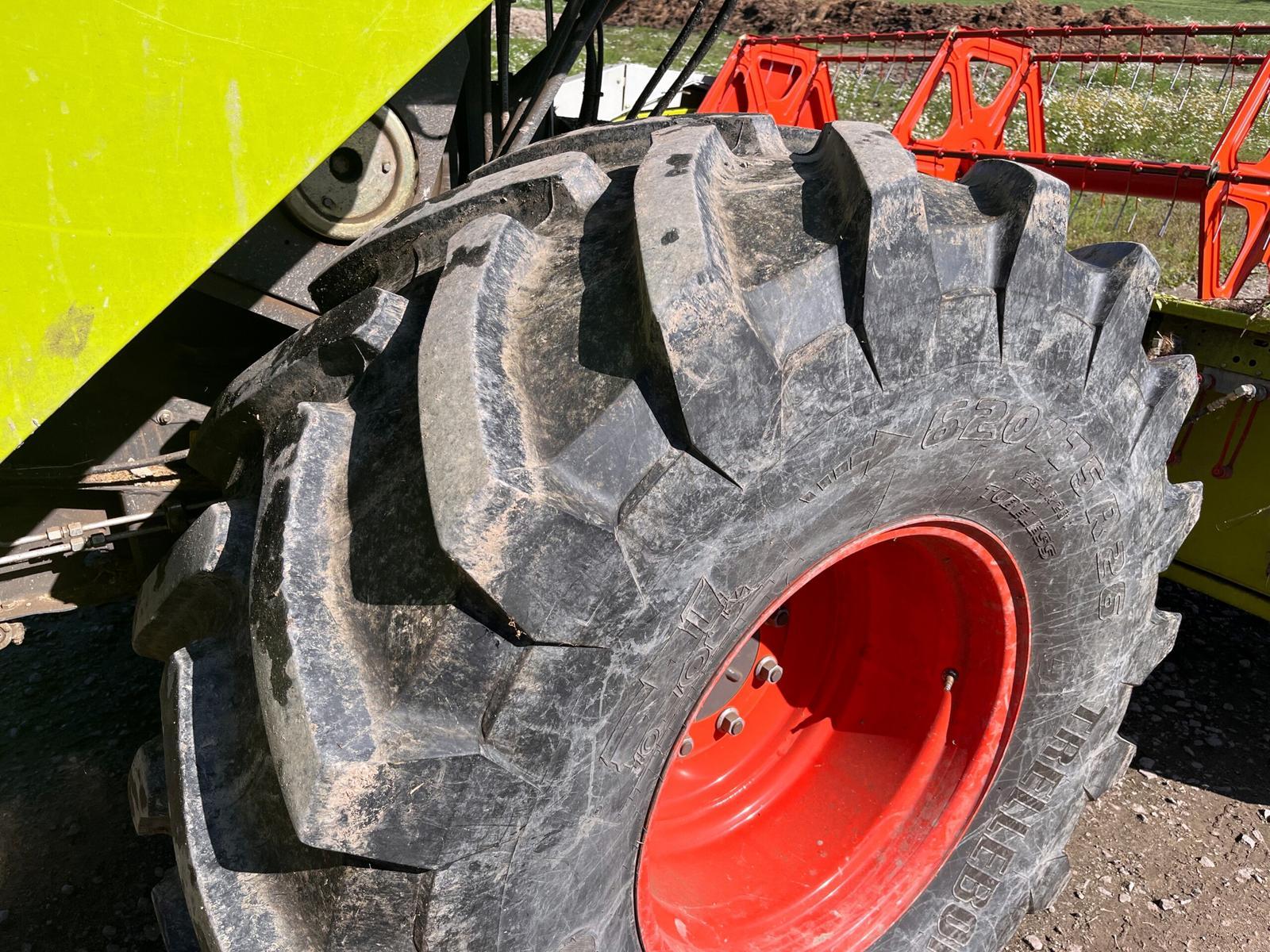 Claas Dominator 140 - Image 27