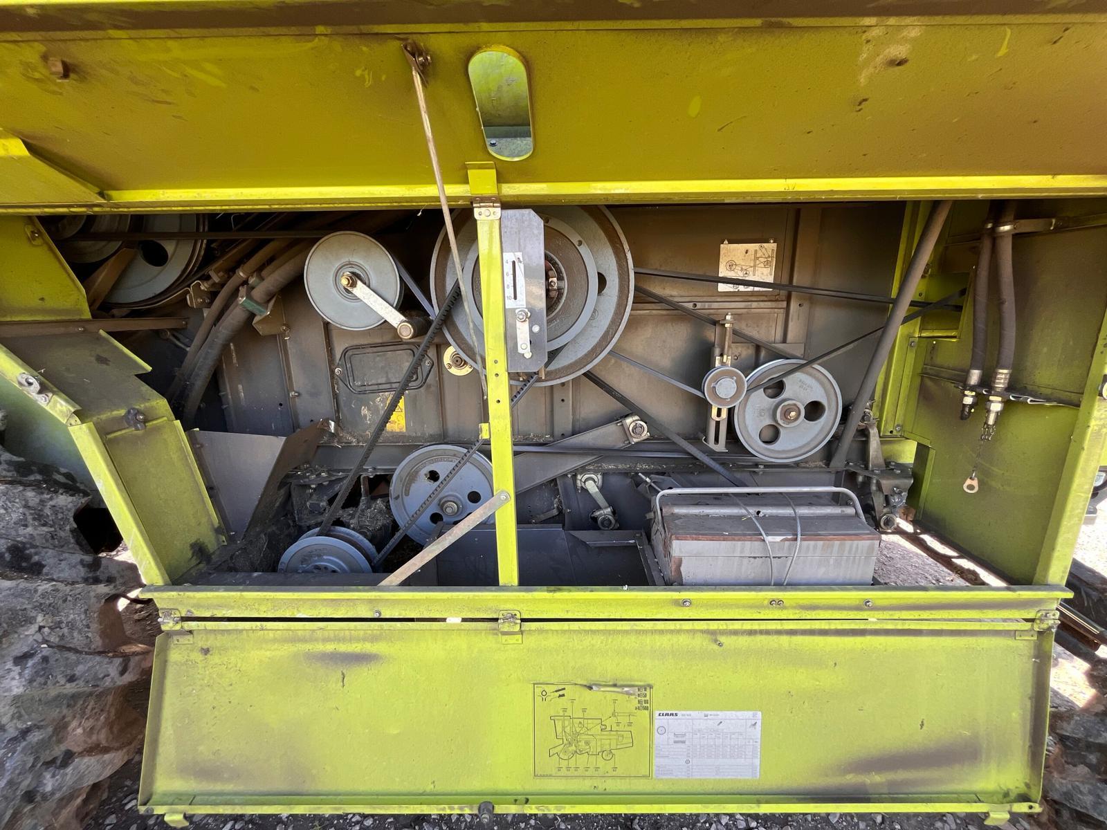 Claas Dominator 140 - Image 17